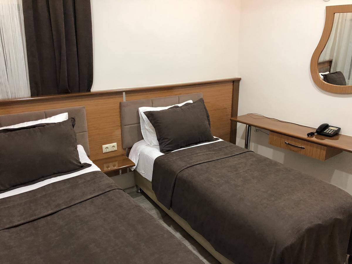 Gulistan Hotel Zara Esterno foto